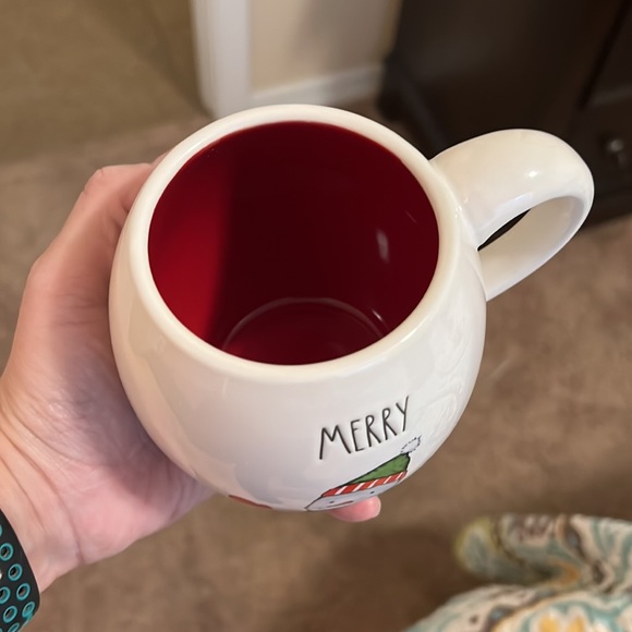 Rae dunn Merry mug with snowman graphic - Picture 2 of 2